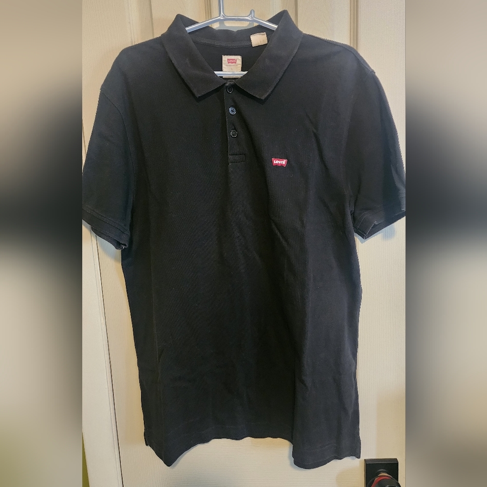 Men’s Levi’s Black Short Sleeved Polo Shirt NWOT
